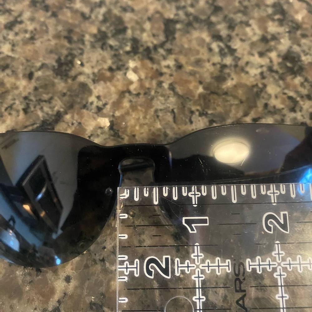 Ray-Ban Dark Frame Sunglasses - Picture 15 of 16